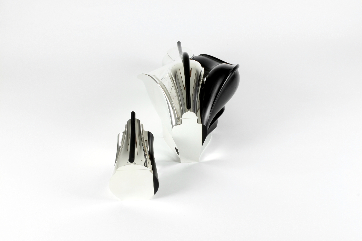 PERMUTATIONS Sterling silver Coffee and Tea service, designed and executed by silversmith Wouter van Baalen. Amsterdam 2013-2015